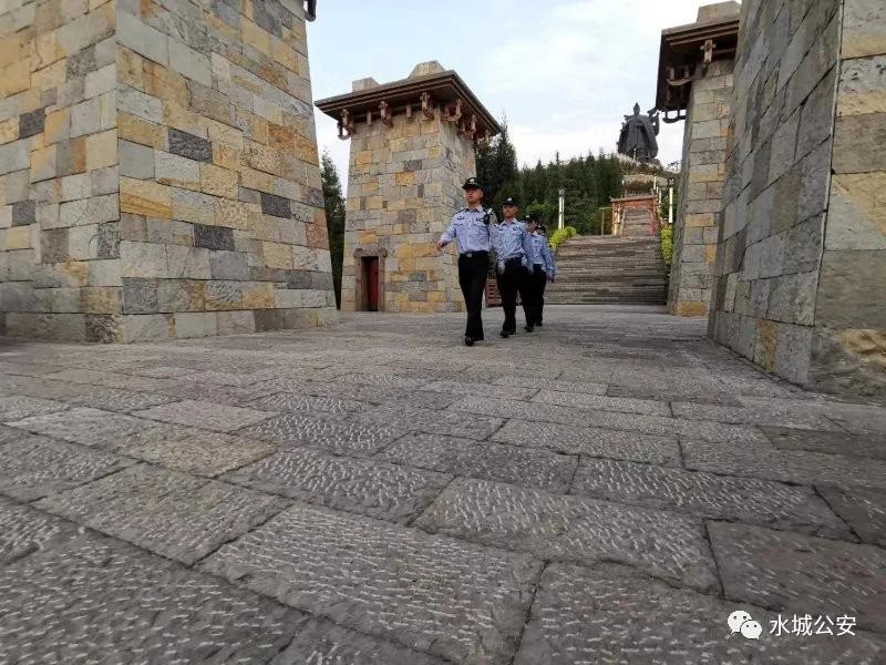 特警的青春剧,警察青春视频