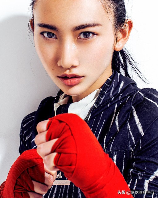 徒手健身如何让肌肉紧实一点男性,徒手健身教程入门计划男