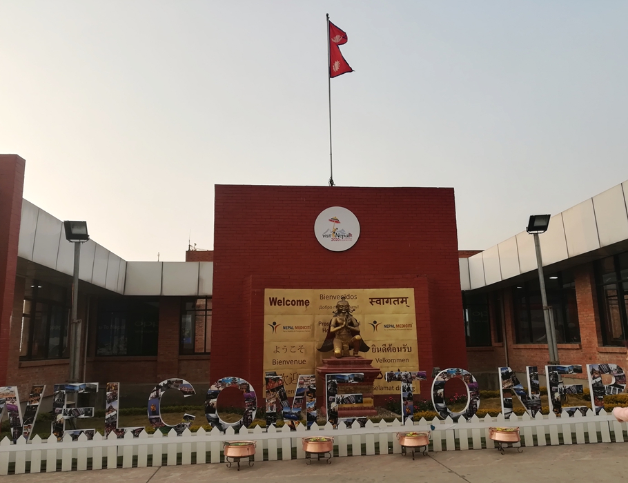 尼泊尔加德满都三日游费用,尼泊尔陆路到拉萨自由行攻略