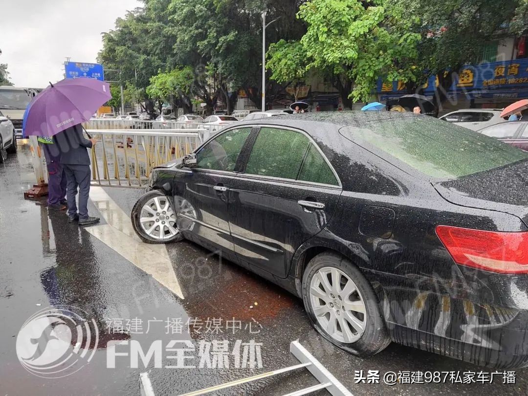 凯美瑞左前轮呜呜响,凯美瑞突然发动机轰鸣声变大