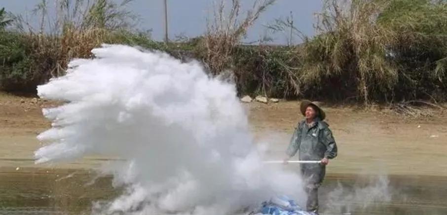 生石灰在水产养殖中怎样使用,生石灰在水产养殖中使用禁忌