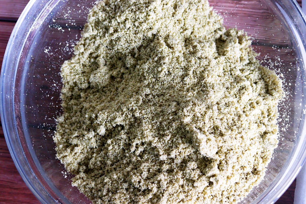 夏季必备美食绿豆糕学会这样做,绿豆糕清凉解暑小甜点
