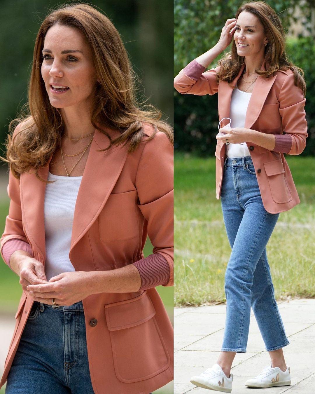 凯特带娃,凯特带娃出街