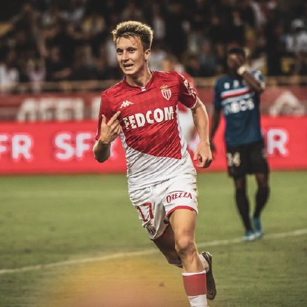 2球1助！世界杯昙花一现的新沙皇，23岁还有机会踢进豪门吗？