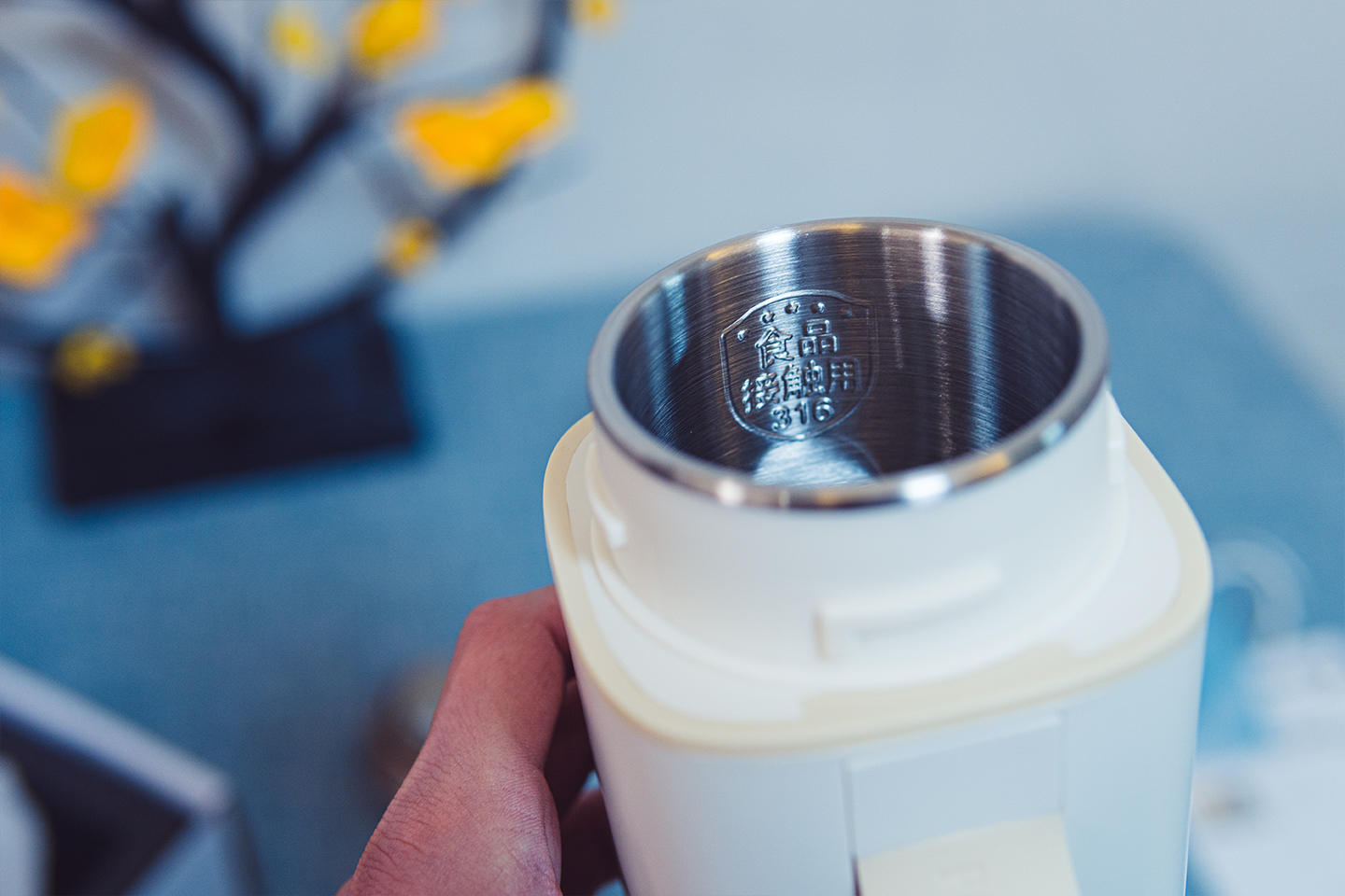 法格和大宇多功能料理锅哪个好,大宇烧水壶便携恒温壶测评