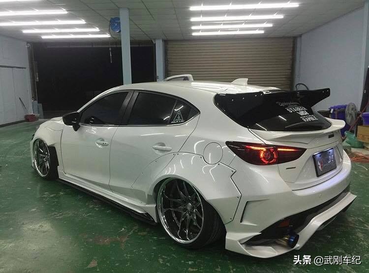 昂克赛拉3两厢版2.5宽体,昂克赛拉3三厢改装案例