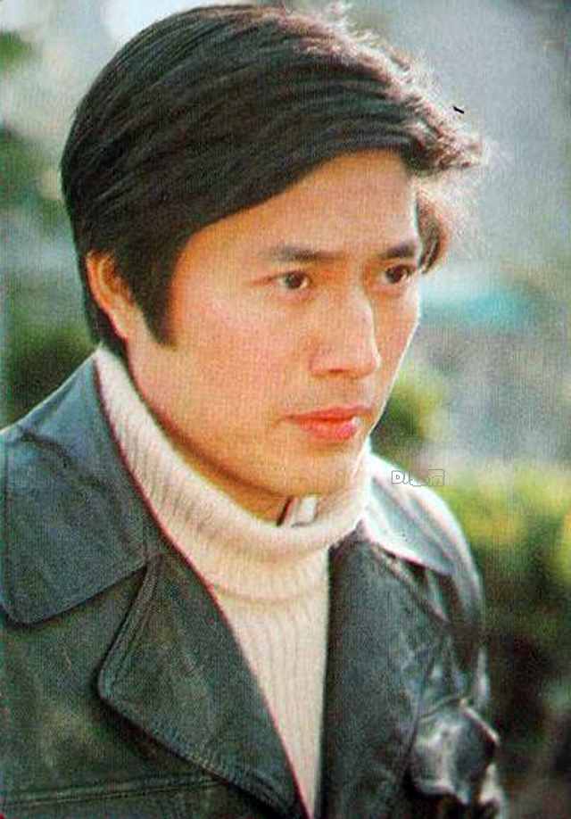 罕见老照片80年代男星,老电影老艺人最美老照片