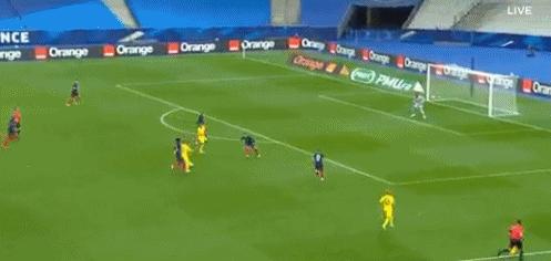 友谊赛-中国曾经战胜过的对手法国队7-1横扫乌克兰，吉鲁百场