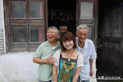 爷爷和奶奶做的布鞋,奶奶做的布鞋