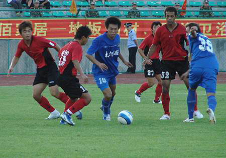 2013年河南建业成功冲超,圆梦夺冠之旅
