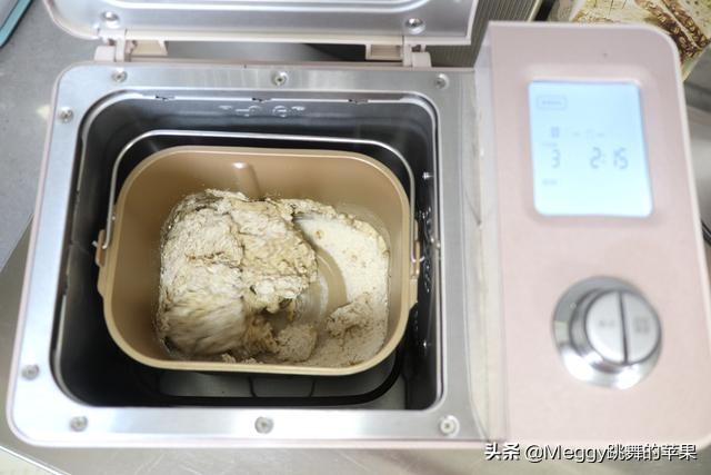 面包机制作欧包的技巧,面包机做欧包做法教程