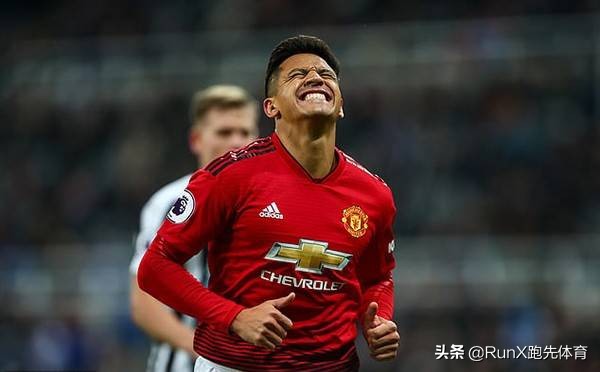 本赛季唯一能拯救曼联的人,他用自己的巅峰拯救了曼联的低谷