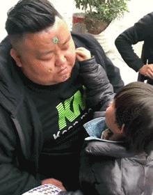 搞笑大哥爆笑图片,搞笑动图走一波