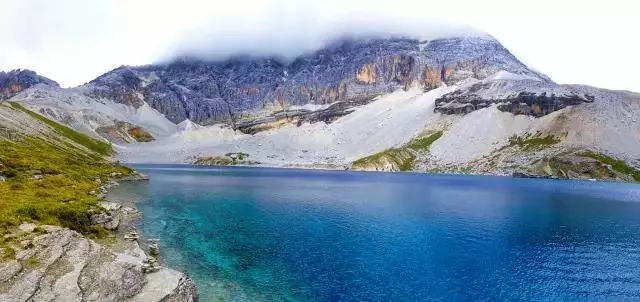 稻城亚丁白云,稻城亚丁风景没有想象中的那么美