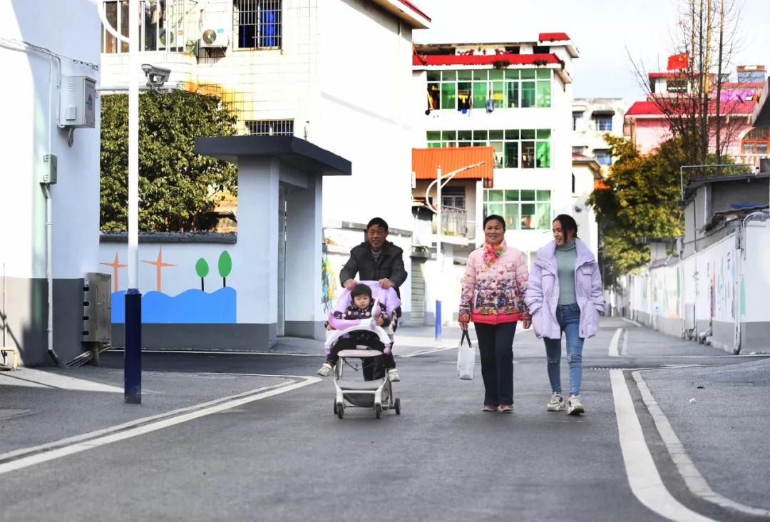 澶栧褰㈣薄鍐呬慨姘旇川,鍐呮彁淇吇澶栨彁褰㈣薄