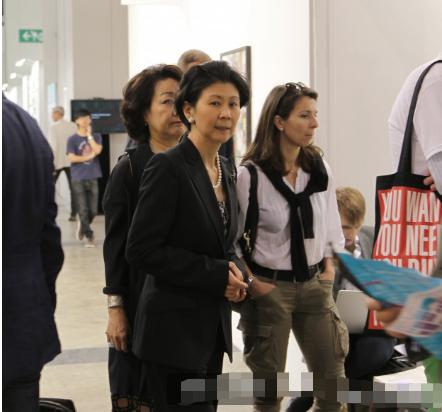 李嘉诚的红颜知己周凯旋有孩子吗,李嘉诚和红颜知己周凯旋郊游