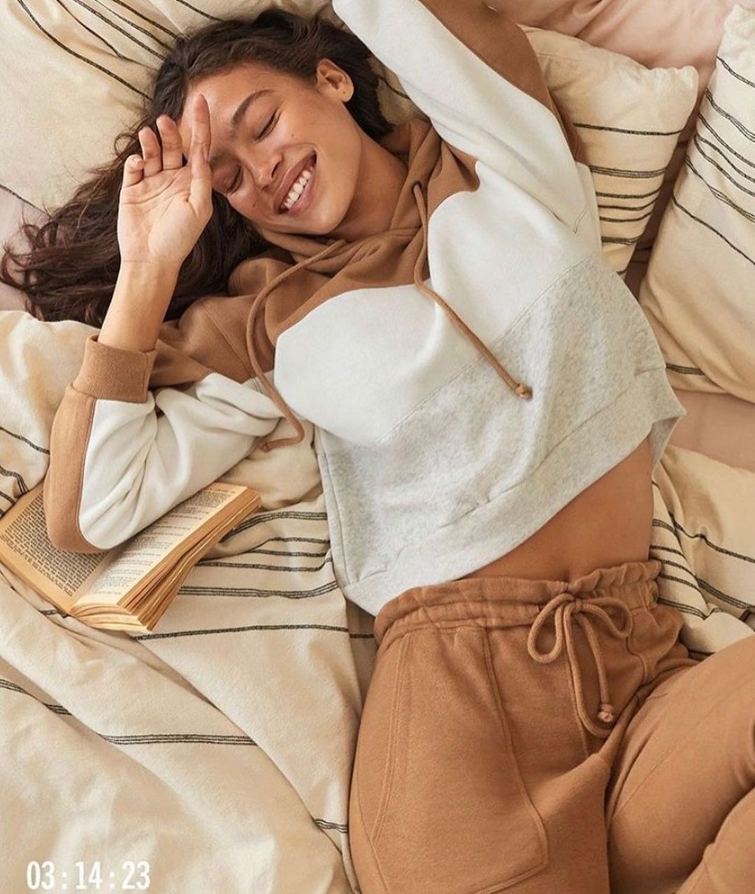 春夏都可以穿的卫衣推荐,品牌卫衣女款什么牌子质量好