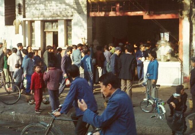 卖传家宝文物 (十八元贱卖传家宝)