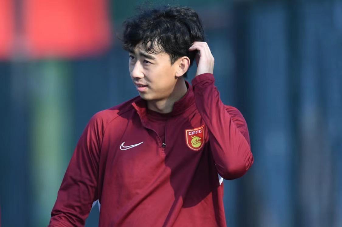 华夏幸福武汉分公司,华夏幸福四名球员入选国家队