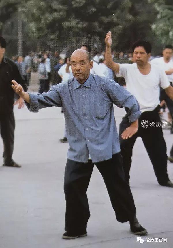 天津老复兴路老照片,天津市南京路图片