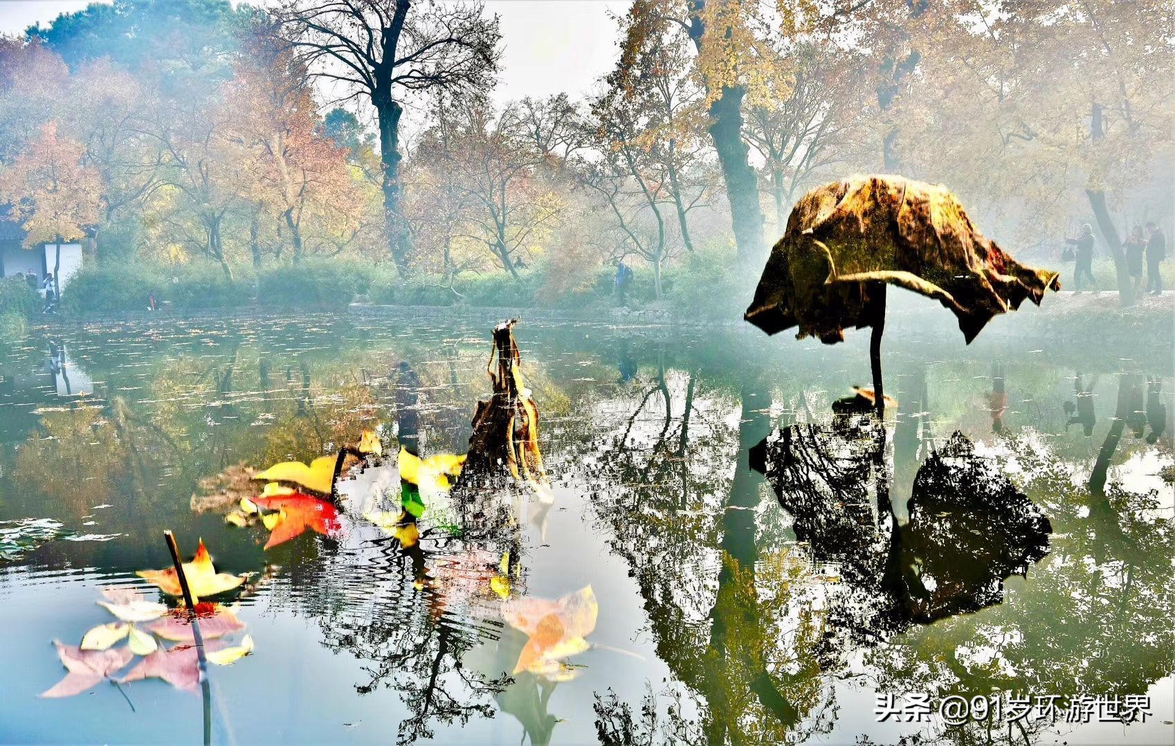 天平山景区位于苏州古城西南，是太湖国家风景名胜区的核心景区