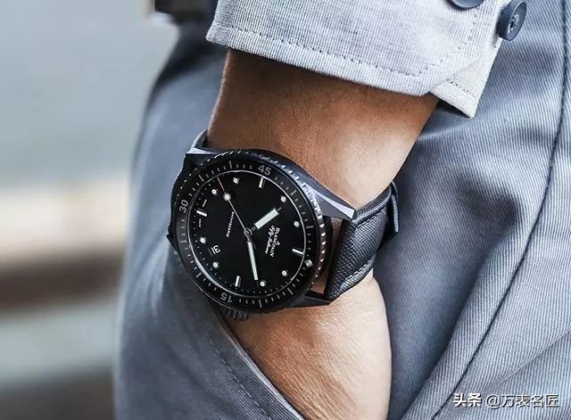 让男人终身难忘的手表长什么样？