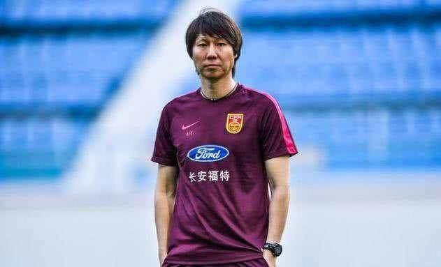 中国足球0-9惨败的视频,1-4中国球队惨败出局