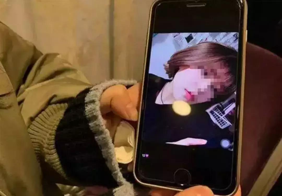 19岁女大学生做隆鼻手术意外死亡,贵州19岁女生隆鼻死亡事件