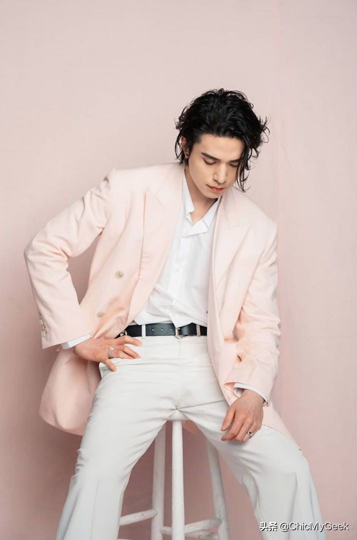 韩国好看的西装男星有哪些,韩国男明星穿西装有多帅