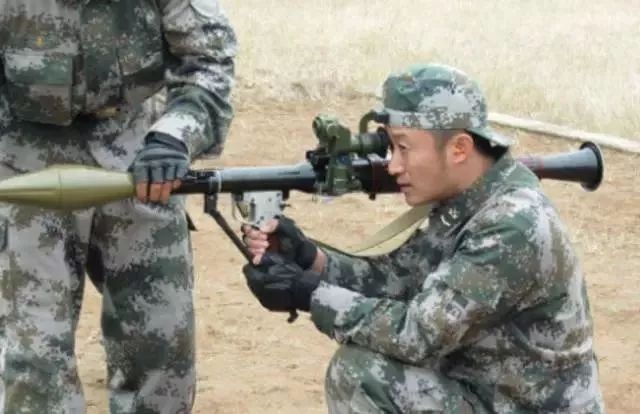 吴京戒赌镜头,赌侠2002张家辉吴京