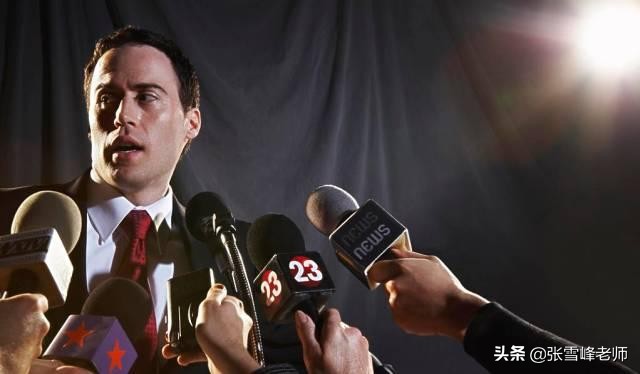 一上台脸红紧张但是讲话没问题,一上台就紧张结巴