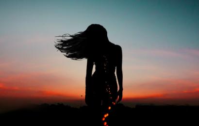 疯娘的真相,疯娘被拐卖的真实故事