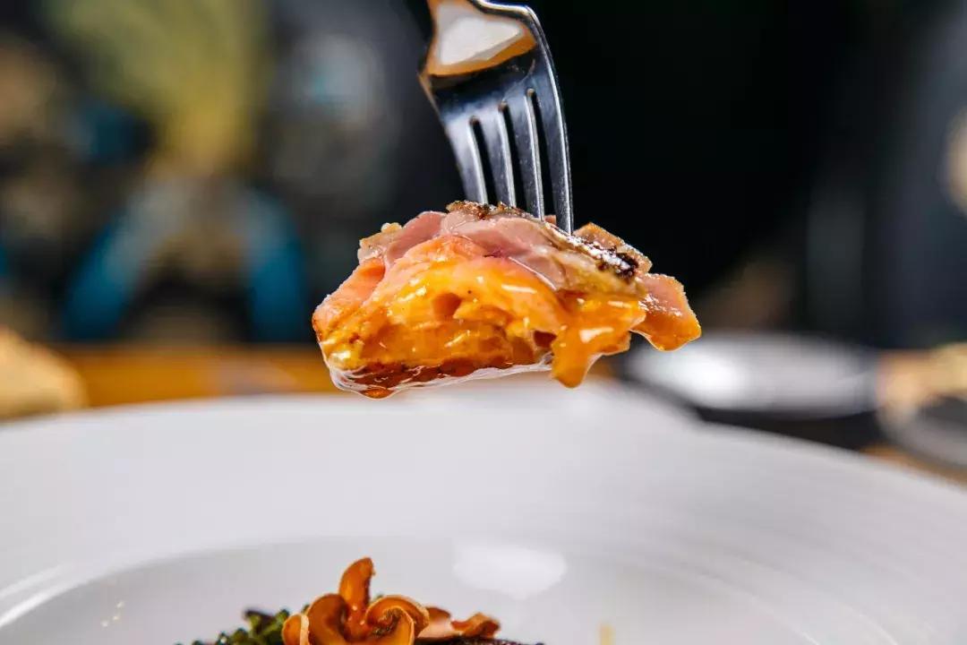 万元抽奖！送戴森卷发棒+TF口红！这家花园西餐厅让我开始嫌弃男友！