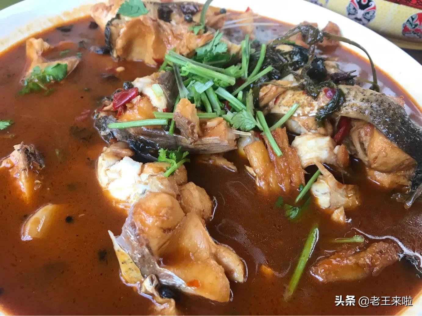 乡村农家乐红烧土鸡,棠张美食地锅鸡
