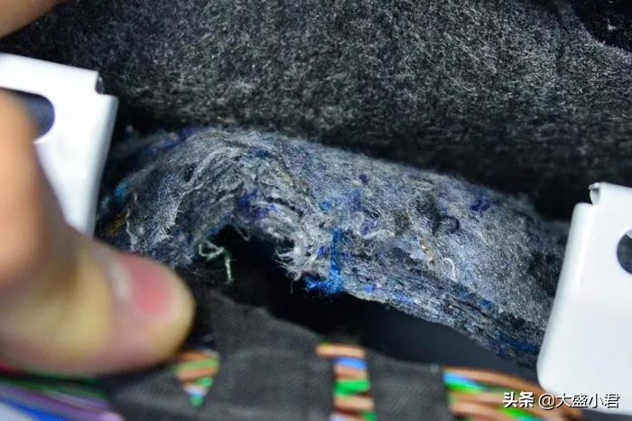 大众速腾卓越版与超越版对比,大众速腾1.2t对比亚洲狮