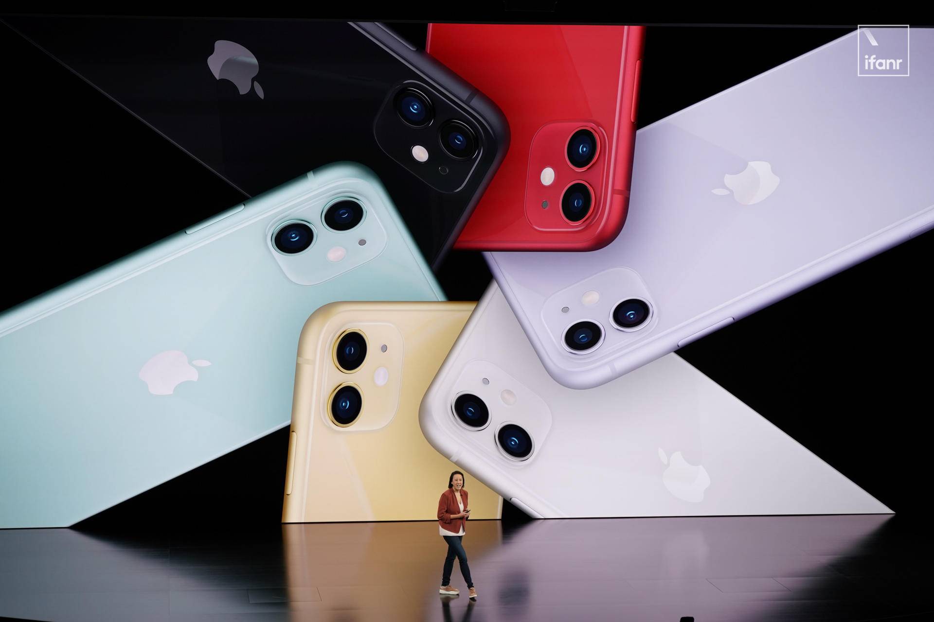 iphone11公开版和快充套装,iphone11发布会