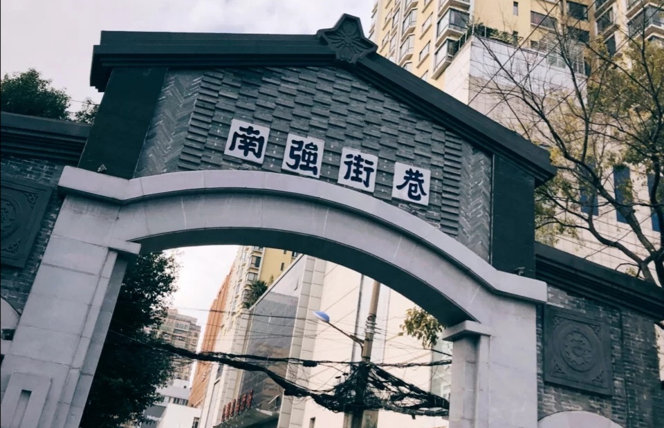 昆明旅游攻略必去景点有哪些地方,昆明旅游有哪些好地方和景点推荐
