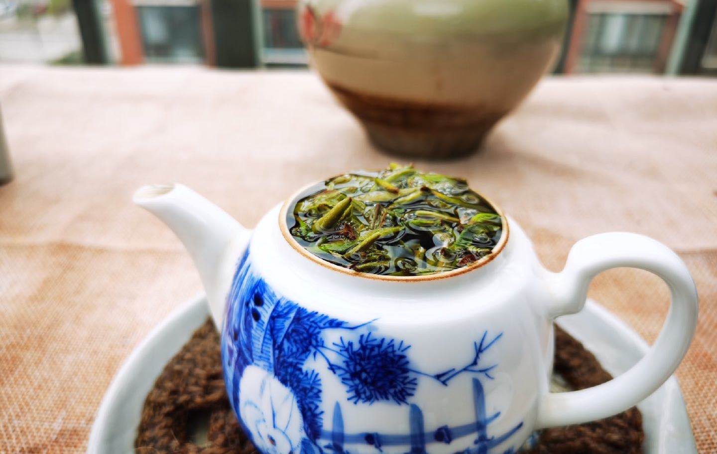 吃了生蒜如何去掉口气,吃完生蒜胃不舒服怎么缓解