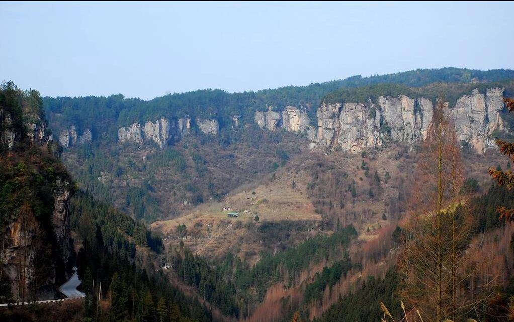 山似剑水如蓝，曾经年少在建南—建南纪事（上）