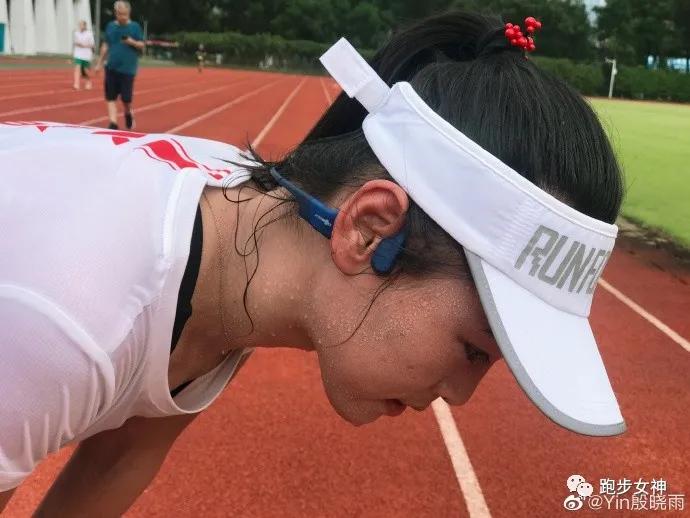 殷晓雨半月板撕裂康复训练,殷晓雨马拉松夺冠完整视频