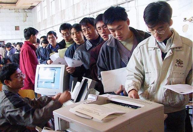 学的是“吃青春饭”专业，过了35岁怎么办？怪不得那么多人报考