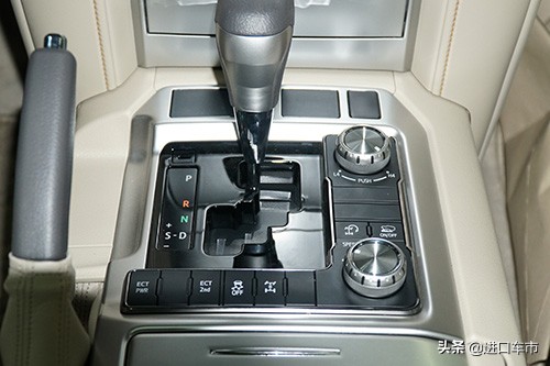 详细讲解兰德酷路泽4600,16款酷路泽4600缺点和优点