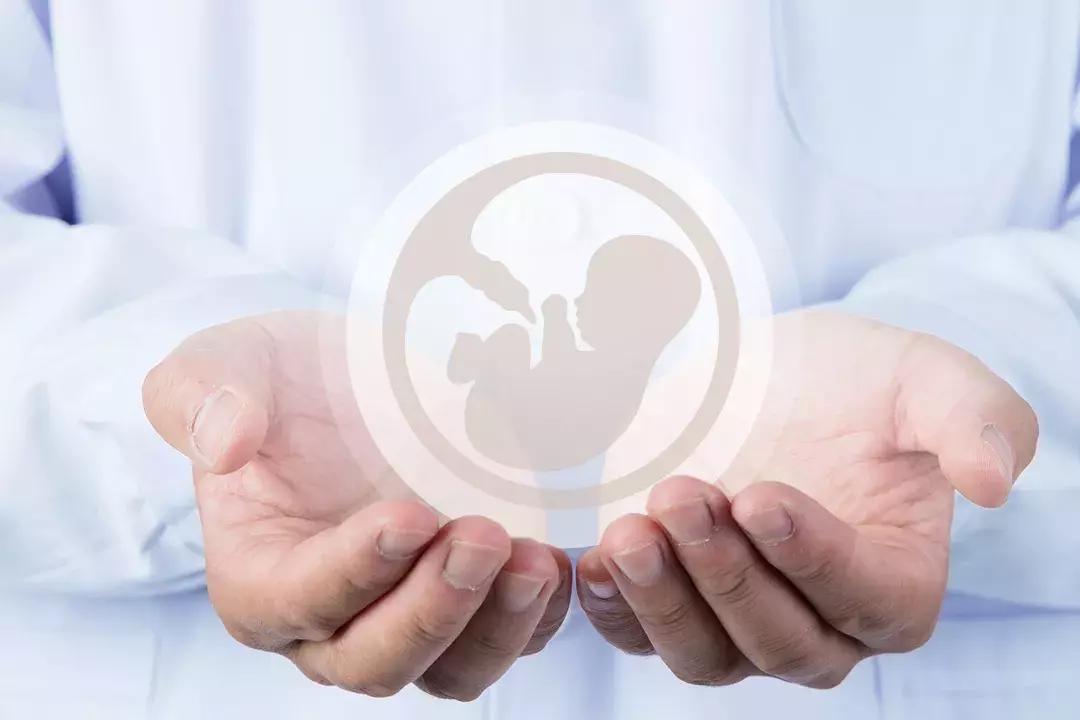 关爱男性生殖健康：精液过少难受孕，精液过多也是病