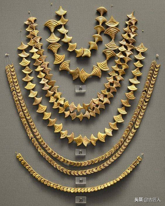 奢华珠宝图片,复古珍珠珠宝
