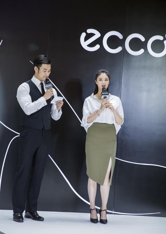 蒋欣穿大衬衫图片,蒋欣穿粉红色衬衫图片