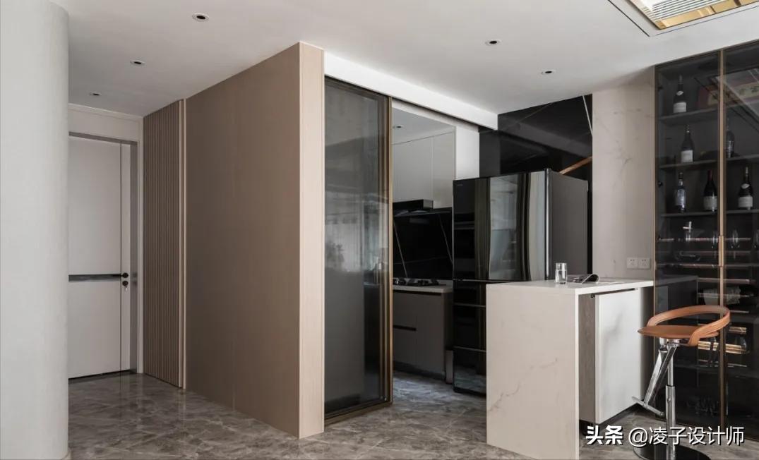 小户型三层复式极简,三层复式住宅