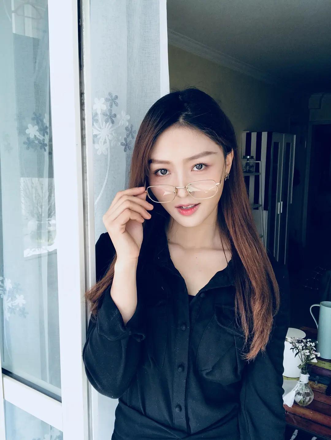 中华英雄胡兵巅峰对决,胡兵中华英雄上映