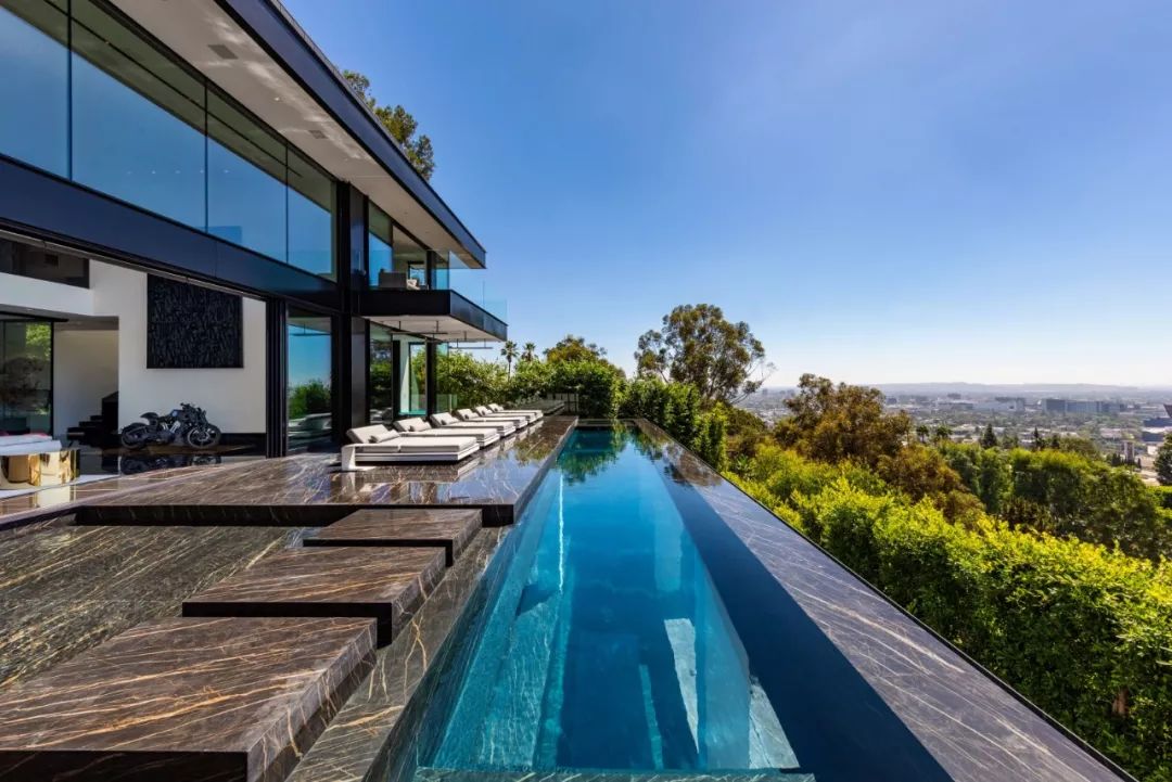 上千亿的顶级豪华别墅,最豪华的高科技别墅