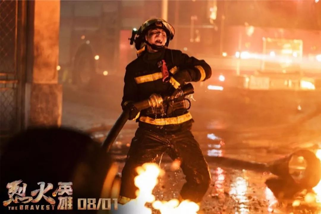 致敬我们的英雄真实视频,致敬我们为国牺牲的英雄