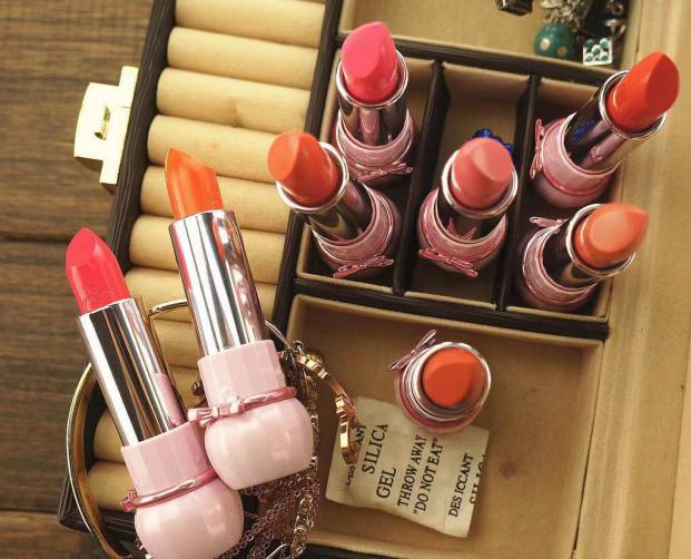 自制口红的危害大解析！妈妈，我再也不敢用自制口红了